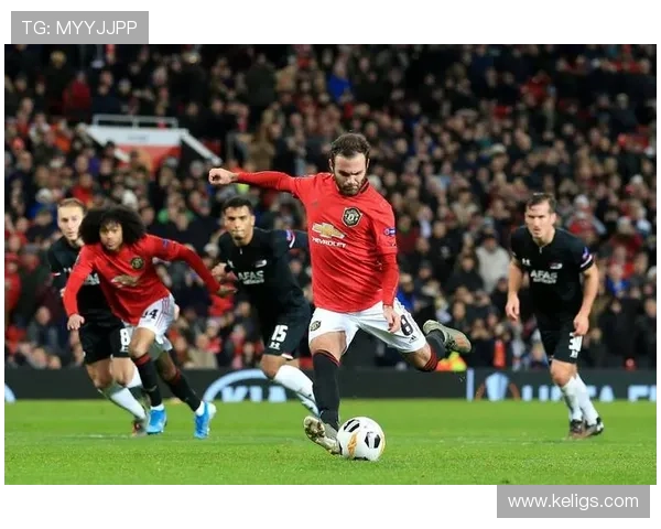 曼联复兴进程仍未完成,多线作战压力逐步反映于关键战稳定性 曼联复兴进程仍未完成,多线作战压力逐步反映于关键战稳定性