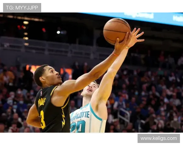 深度解析防守三秒 NBA 规则的限制区域站立与判罚细节